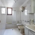 Le Finestre Sul Corso Roomy With Terrace Appartement Assise