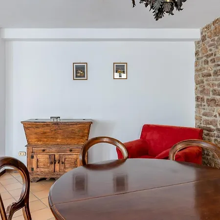 Appartement Le Finestre Sul Corso Roomy With Terrace