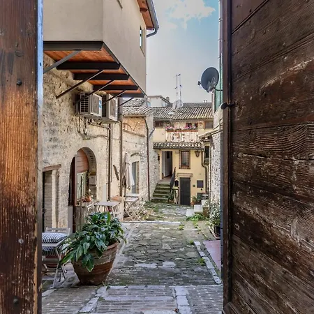 Guesthost - Le Finestre Sul Corso Roomy With Terrace *